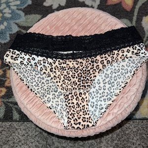 Victoria’s Secret low rise hiphugger